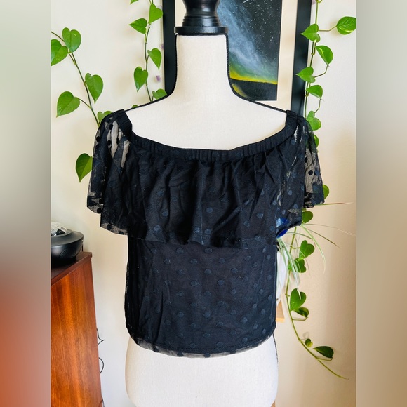 H&M Women’s Divided Off Shoulder Top Size M - Picture 1 of 5